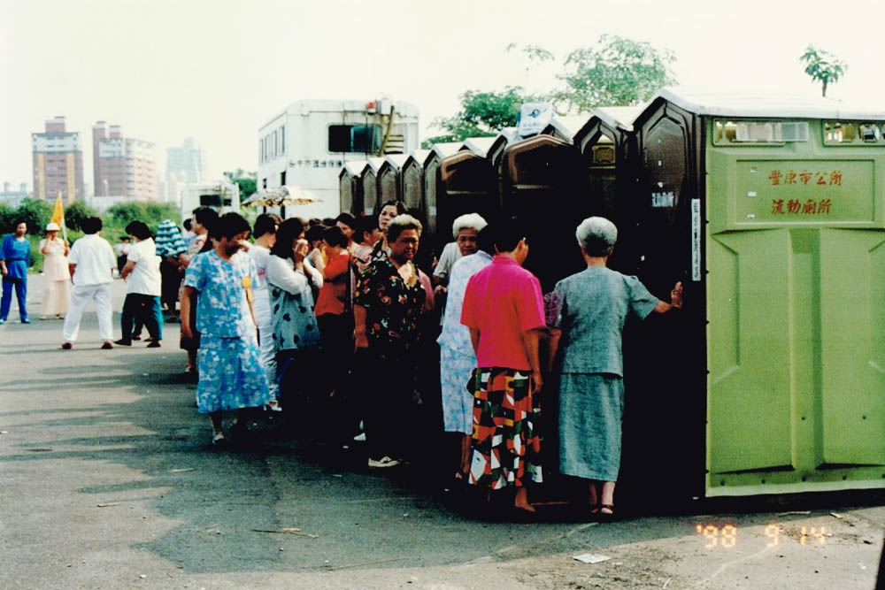 108台遊覽車進香團_4