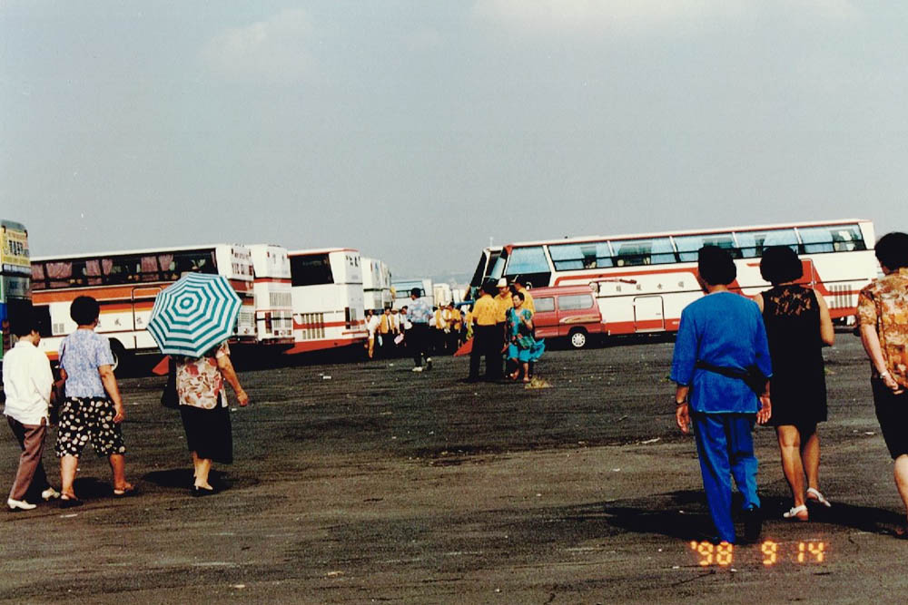 108台遊覽車進香團_6
